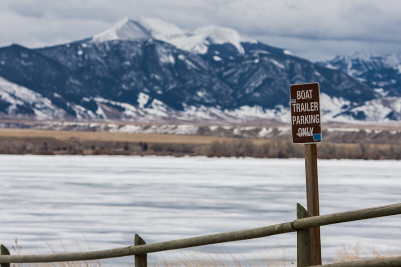 Winter on Ennis Lake